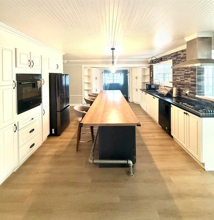 60 CORMACK DRIVE, CLARENVILLE, Newfoundland, Canada A5A 1C6, ,3 BathroomsBathrooms,Residential,For Sale,CORMACK DRIVE,6075