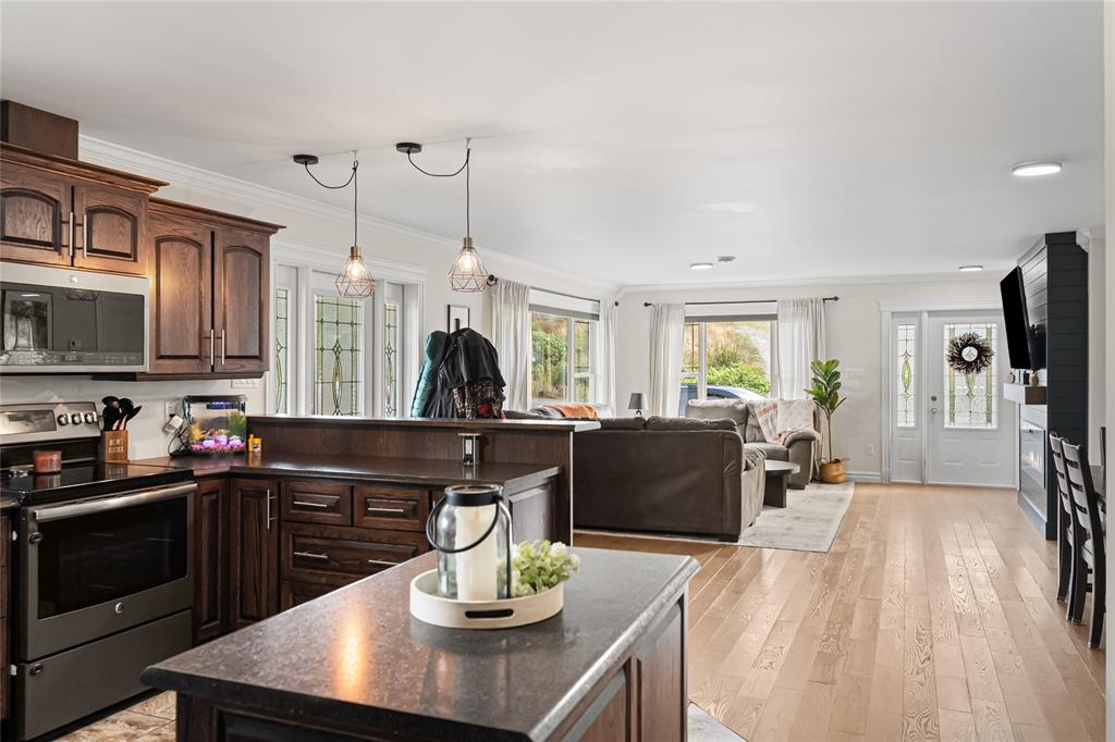 203 MARINE DRIVE, MARYSTOWN, Newfoundland, Canada A0E 2M0, ,2 BathroomsBathrooms,Residential,For Sale,MARINE DRIVE,6077