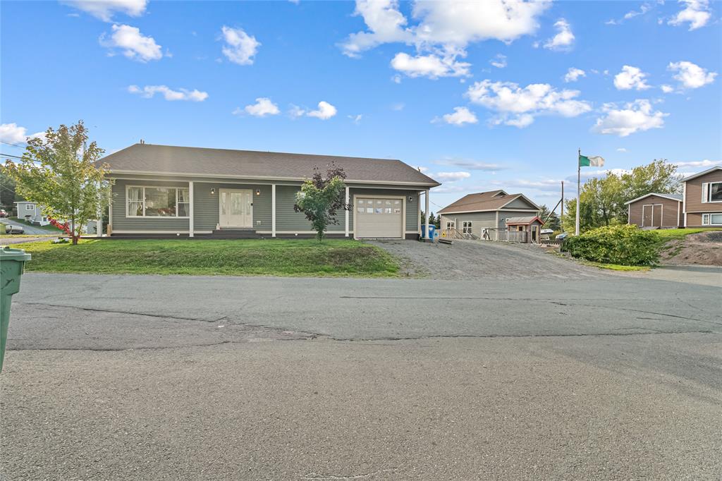 203 MARINE DRIVE, MARYSTOWN, Newfoundland, Canada A0E 2M0, ,2 BathroomsBathrooms,Residential,For Sale,MARINE DRIVE,6077