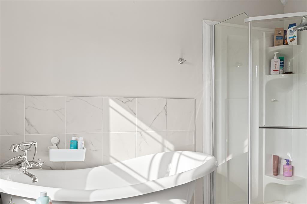 203 MARINE DRIVE, MARYSTOWN, Newfoundland, Canada A0E 2M0, ,2 BathroomsBathrooms,Residential,For Sale,MARINE DRIVE,6077