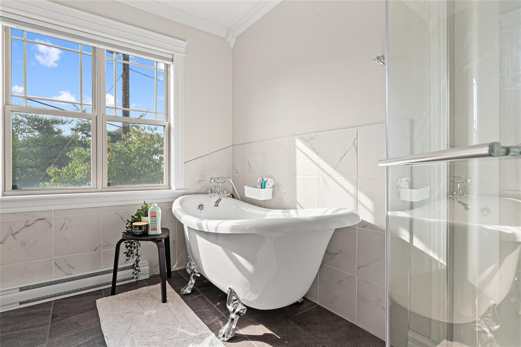 203 MARINE DRIVE, MARYSTOWN, Newfoundland, Canada A0E 2M0, ,2 BathroomsBathrooms,Residential,For Sale,MARINE DRIVE,6077