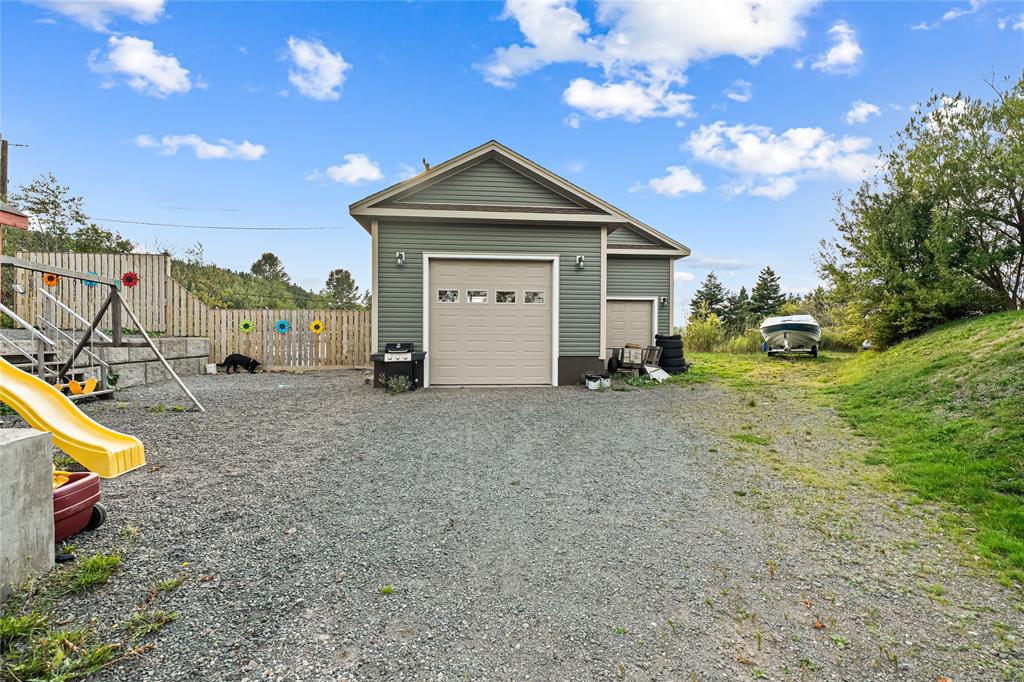 203 MARINE DRIVE, MARYSTOWN, Newfoundland, Canada A0E 2M0, ,2 BathroomsBathrooms,Residential,For Sale,MARINE DRIVE,6077