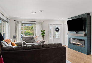 203 MARINE DRIVE, MARYSTOWN, Newfoundland, Canada A0E 2M0, ,2 BathroomsBathrooms,Residential,For Sale,MARINE DRIVE,6077 203 MARINE DRIVE, MARYSTOWN, Newfoundland, Canada A0E 2M0, ,2 BathroomsBathrooms,Residential,For Sale,MARINE DRIVE,6077