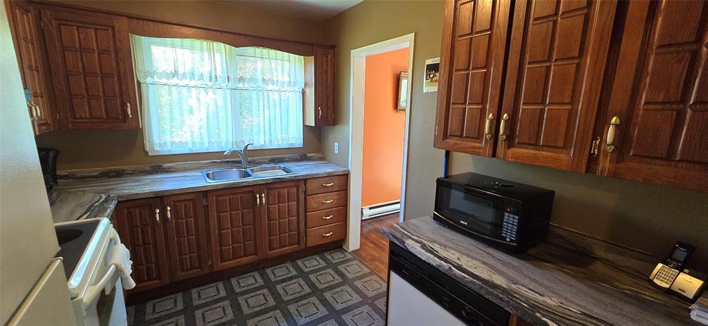 136 WINTERLAND ROAD, BURIN BAY ARM, Newfoundland, Canada A0E 1G0, ,1 BathroomBathrooms,Residential,For Sale,WINTERLAND ROAD,6079