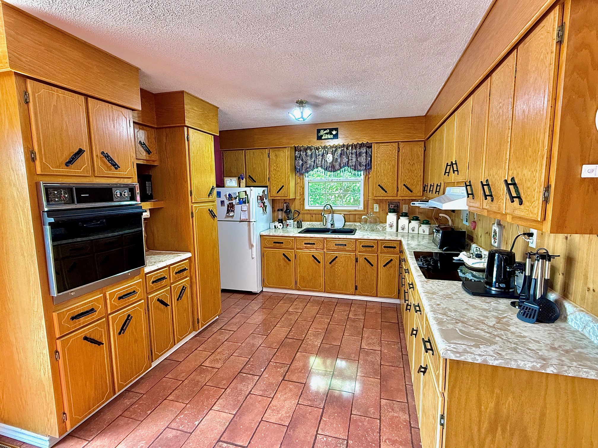 33 OCEANVIEW CRESCENT, BROOKLYN, Newfoundland, Canada A0C 1V0, ,1 BathroomBathrooms,Residential,For Sale,OCEANVIEW CRESCENT,6087