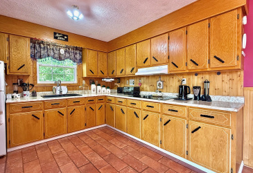 33 OCEANVIEW CRESCENT, BROOKLYN, Newfoundland, Canada A0C 1V0, ,1 BathroomBathrooms,Residential,For Sale,OCEANVIEW CRESCENT,6087