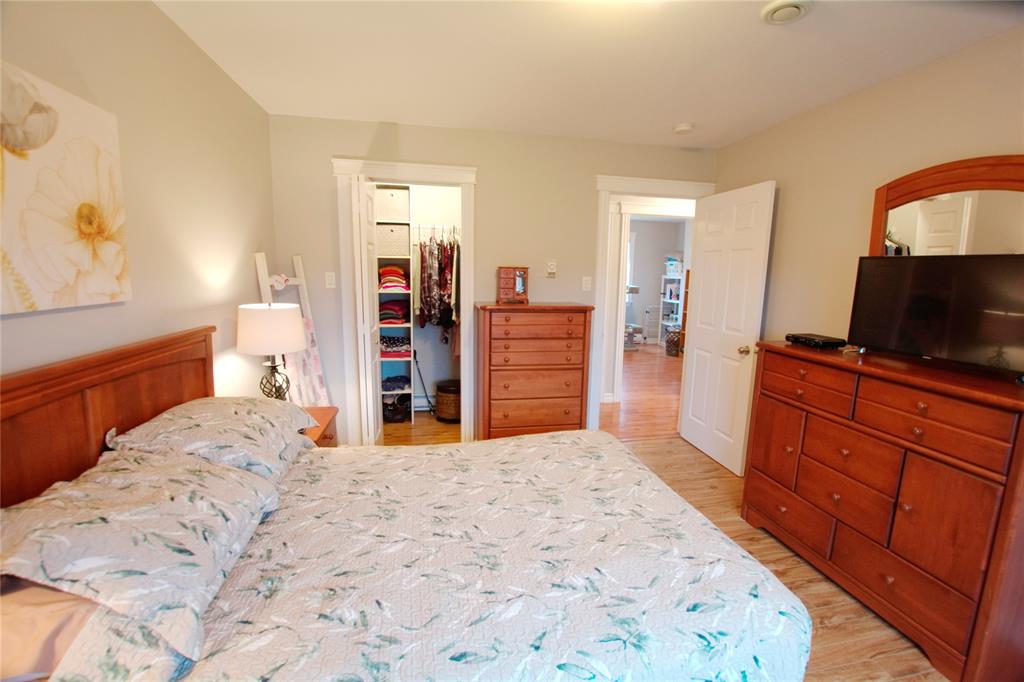 17 BISHOP'S ROAD, BAY ROBERTS, Newfoundland, Canada A0A 1G0, ,1 BathroomBathrooms,Residential,For Sale,BISHOP'S ROAD,6088