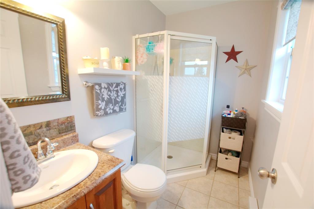 17 BISHOP'S ROAD, BAY ROBERTS, Newfoundland, Canada A0A 1G0, ,1 BathroomBathrooms,Residential,For Sale,BISHOP'S ROAD,6088