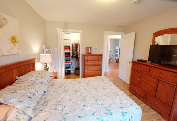 17 BISHOP'S ROAD, BAY ROBERTS, Newfoundland, Canada A0A 1G0, ,1 BathroomBathrooms,Residential,For Sale,BISHOP'S ROAD,6088