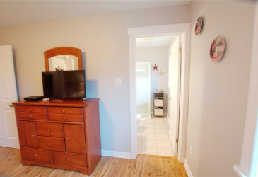 17 BISHOP'S ROAD, BAY ROBERTS, Newfoundland, Canada A0A 1G0, ,1 BathroomBathrooms,Residential,For Sale,BISHOP'S ROAD,6088