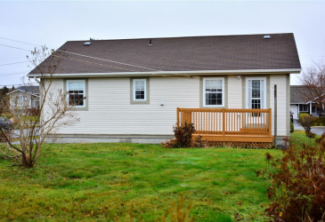 17 BISHOP'S ROAD, BAY ROBERTS, Newfoundland, Canada A0A 1G0, ,1 BathroomBathrooms,Residential,For Sale,BISHOP'S ROAD,6088
