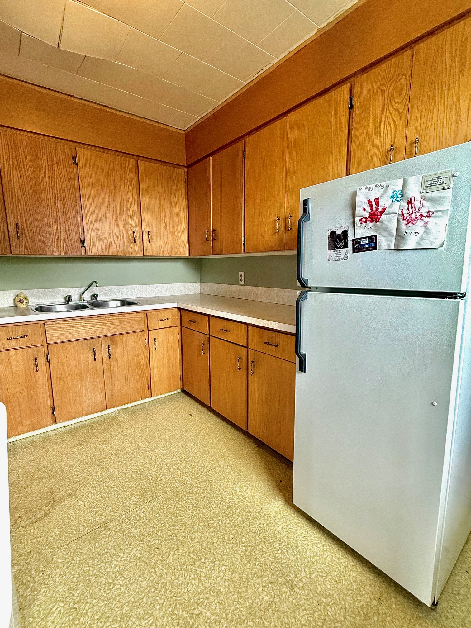 5 OLD MILL ROAD, CLARENVILLE, Newfoundland, Canada A5A 1V2, ,1 BathroomBathrooms,Residential,For Sale,OLD MILL ROAD,6091