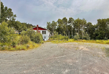 5 OLD MILL ROAD, CLARENVILLE, Newfoundland, Canada A5A 1V2, ,1 BathroomBathrooms,Residential,For Sale,OLD MILL ROAD,6091