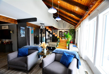 110-114 POINT ROAD, HARBOUR MAIN-CHAPEL'S COVE-LKAEVIEW, Newfoundland, Canada A0A 1V0, ,2 BathroomsBathrooms,Residential,Sale Pending,POINT ROAD,6093