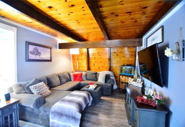 110-114 POINT ROAD, HARBOUR MAIN-CHAPEL'S COVE-LKAEVIEW, Newfoundland, Canada A0A 1V0, ,2 BathroomsBathrooms,Residential,Sale Pending,POINT ROAD,6093