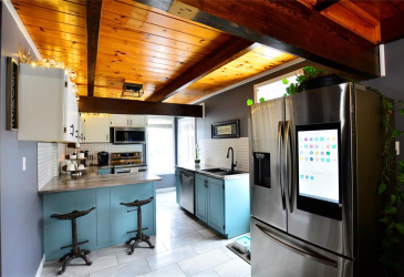 110-114 POINT ROAD, HARBOUR MAIN-CHAPEL'S COVE-LKAEVIEW, Newfoundland, Canada A0A 1V0, ,2 BathroomsBathrooms,Residential,Sale Pending,POINT ROAD,6093