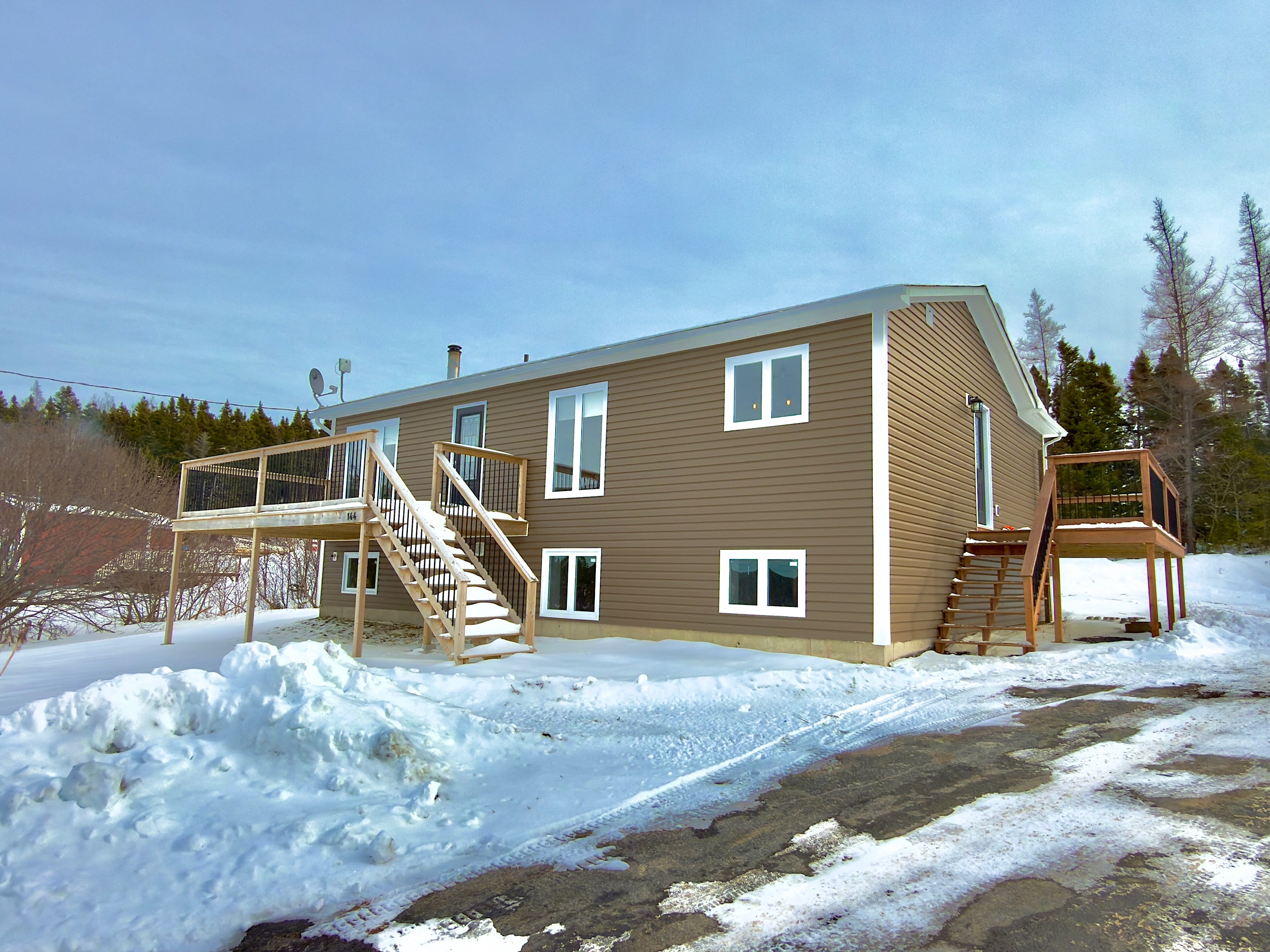 144 MAIN ROAD, SOUTHERN BAY, Newfoundland, Canada A0C 2M0, ,2 BathroomsBathrooms,Residential,For Sale,MAIN ROAD,6096