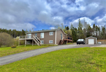 144 MAIN ROAD, SOUTHERN BAY, Newfoundland, Canada A0C 2M0, ,2 BathroomsBathrooms,Residential,Reduced,MAIN ROAD,6096