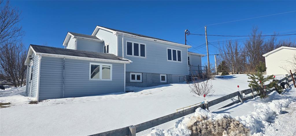 8 E GREENWOOD STREET, MARYSTOWN, Newfoundland, Canada A0E 2M0, ,2 BathroomsBathrooms,Residential,For Sale,GREENWOOD STREET,6097