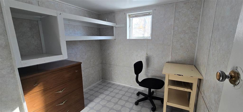 8 E GREENWOOD STREET, MARYSTOWN, Newfoundland, Canada A0E 2M0, ,2 BathroomsBathrooms,Residential,For Sale,GREENWOOD STREET,6097