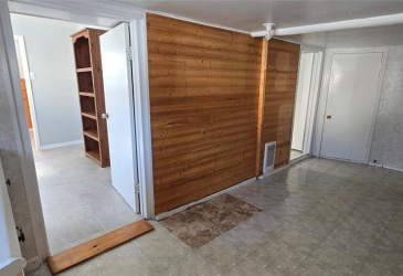 8 E GREENWOOD STREET, MARYSTOWN, Newfoundland, Canada A0E 2M0, ,2 BathroomsBathrooms,Residential,For Sale,GREENWOOD STREET,6097 8 E GREENWOOD STREET, MARYSTOWN, Newfoundland, Canada A0E 2M0, ,2 BathroomsBathrooms,Residential,For Sale,GREENWOOD STREET,6097