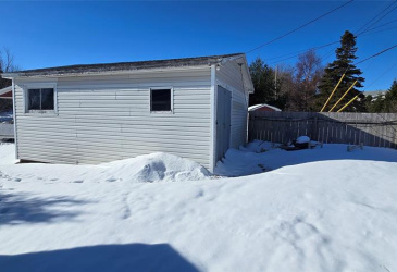 8 E GREENWOOD STREET, MARYSTOWN, Newfoundland, Canada A0E 2M0, ,2 BathroomsBathrooms,Residential,For Sale,GREENWOOD STREET,6097 8 E GREENWOOD STREET, MARYSTOWN, Newfoundland, Canada A0E 2M0, ,2 BathroomsBathrooms,Residential,For Sale,GREENWOOD STREET,6097
