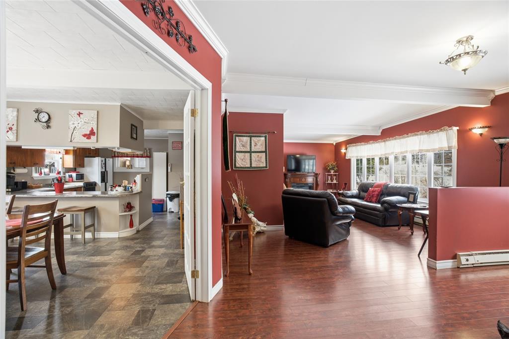 214-216 CRESTON BOULEVARD, MARYSTOWN, Newfoundland, Canada A0E 1K0, ,2 BathroomsBathrooms,Residential,For Sale,CRESTON BOULEVARD,6098