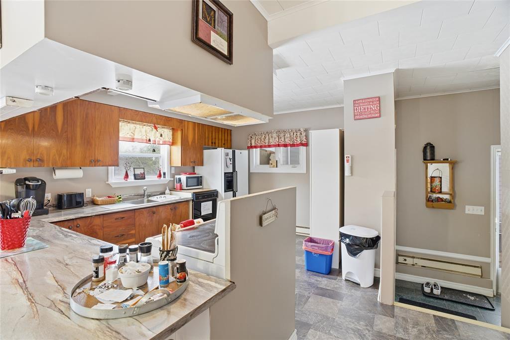 214-216 CRESTON BOULEVARD, MARYSTOWN, Newfoundland, Canada A0E 1K0, ,2 BathroomsBathrooms,Residential,For Sale,CRESTON BOULEVARD,6098