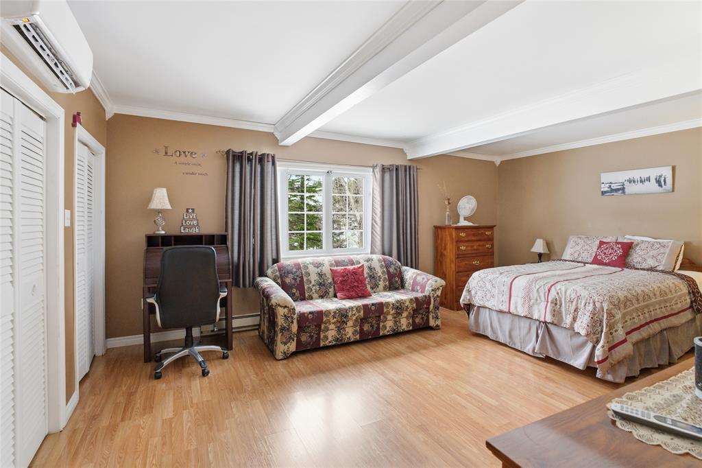 214-216 CRESTON BOULEVARD, MARYSTOWN, Newfoundland, Canada A0E 1K0, ,2 BathroomsBathrooms,Residential,For Sale,CRESTON BOULEVARD,6098