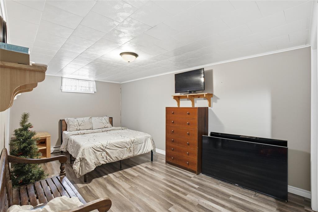 214-216 CRESTON BOULEVARD, MARYSTOWN, Newfoundland, Canada A0E 1K0, ,2 BathroomsBathrooms,Residential,For Sale,CRESTON BOULEVARD,6098