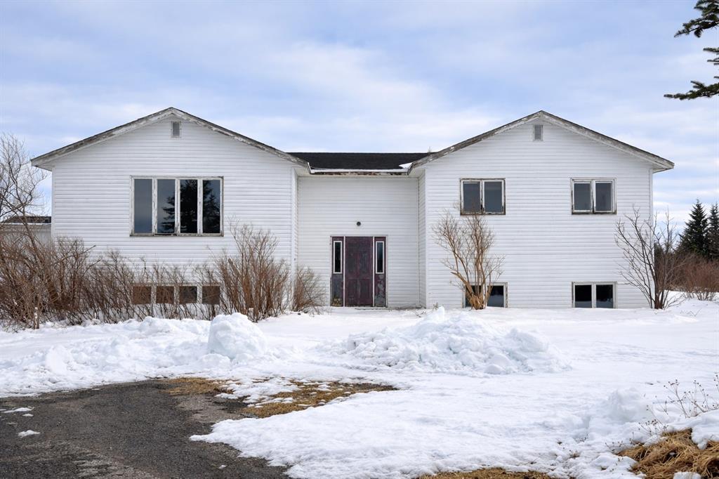 97 MARKLAND ROAD, MARKLAND, Newfoundland, Canada A0B 2K0, ,2 BathroomsBathrooms,Residential,Sale Pending,MARKLAND ROAD,6100