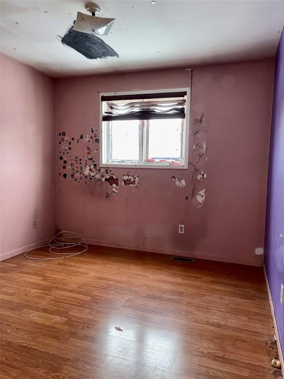 97 MARKLAND ROAD, MARKLAND, Newfoundland, Canada A0B 2K0, ,2 BathroomsBathrooms,Residential,Sale Pending,MARKLAND ROAD,6100