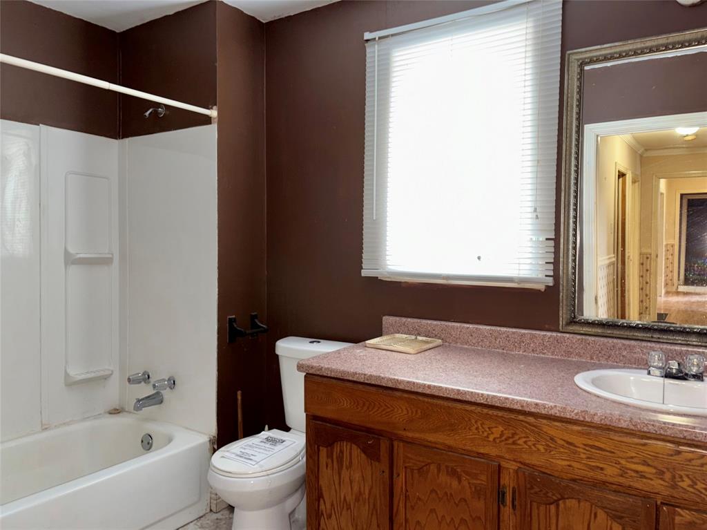 97 MARKLAND ROAD, MARKLAND, Newfoundland, Canada A0B 2K0, ,2 BathroomsBathrooms,Residential,Sale Pending,MARKLAND ROAD,6100