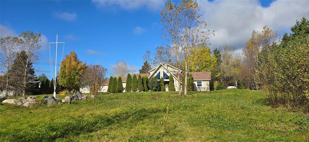 883 VILLE MARIE DRIVE, MARYSTOWN, Newfoundland, Canada A0E 2M0, ,2 BathroomsBathrooms,Residential,For Sale,VILLE MARIE DRIVE,6101