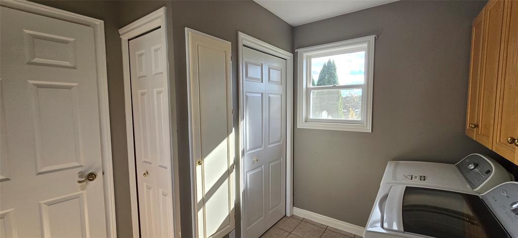 883 VILLE MARIE DRIVE, MARYSTOWN, Newfoundland, Canada A0E 2M0, ,2 BathroomsBathrooms,Residential,For Sale,VILLE MARIE DRIVE,6101