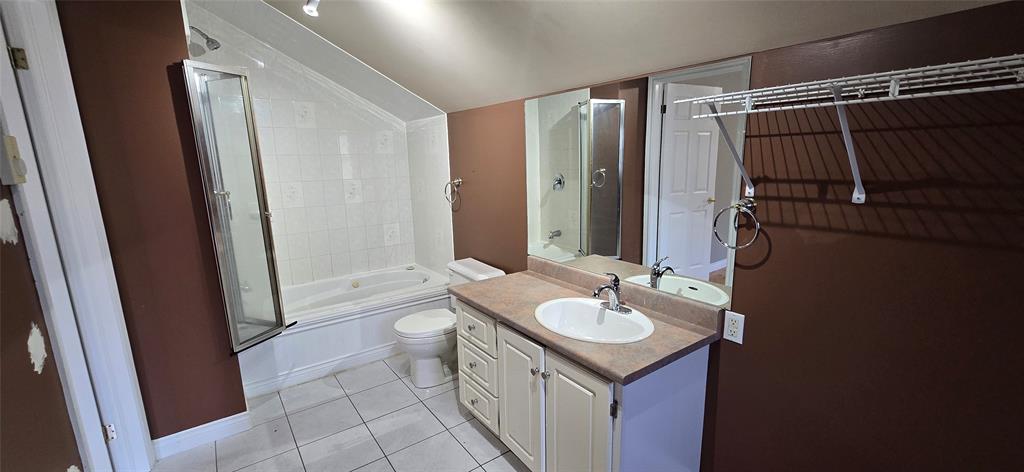 883 VILLE MARIE DRIVE, MARYSTOWN, Newfoundland, Canada A0E 2M0, ,2 BathroomsBathrooms,Residential,For Sale,VILLE MARIE DRIVE,6101