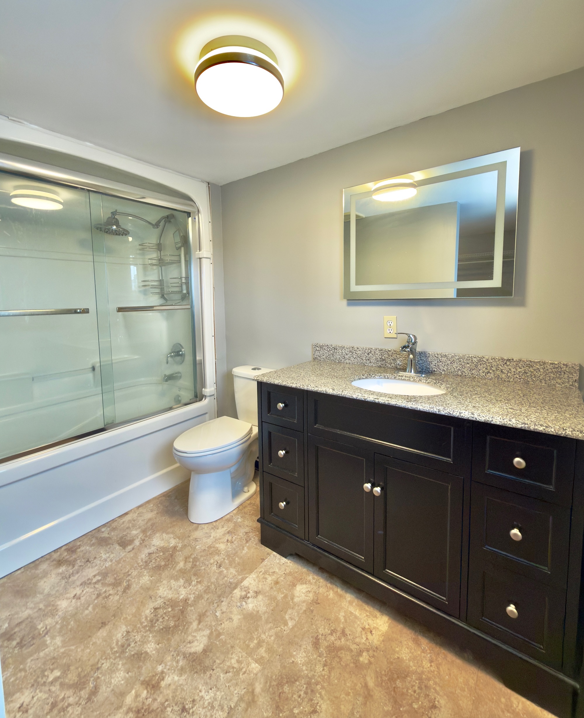 111 MARINE DRIVE, CLARENVILLE, Newfoundland, Canada A5A 1M6, ,2 BathroomsBathrooms,Residential,For Sale,MARINE DRIVE,6103