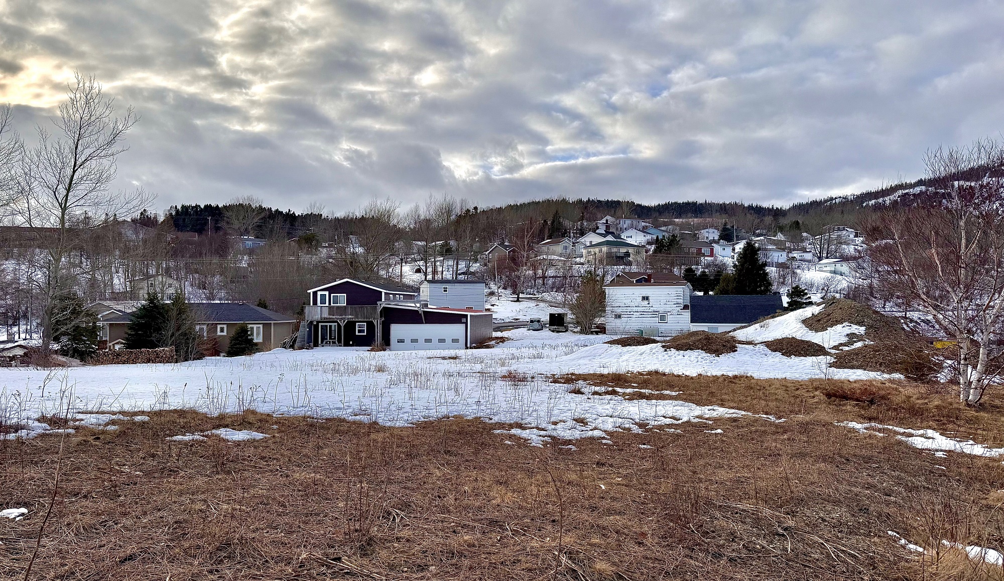 111 MARINE DRIVE, CLARENVILLE, Newfoundland, Canada A5A 1M6, ,2 BathroomsBathrooms,Residential,For Sale,MARINE DRIVE,6103