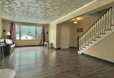 111 MARINE DRIVE, CLARENVILLE, Newfoundland, Canada A5A 1M6, ,2 BathroomsBathrooms,Residential,For Sale,MARINE DRIVE,6103