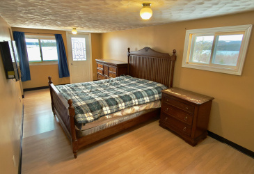 111 MARINE DRIVE, CLARENVILLE, Newfoundland, Canada A5A 1M6, ,2 BathroomsBathrooms,Residential,For Sale,MARINE DRIVE,6103