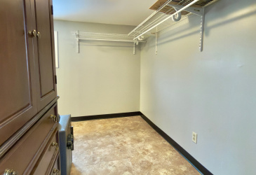 111 MARINE DRIVE, CLARENVILLE, Newfoundland, Canada A5A 1M6, ,2 BathroomsBathrooms,Residential,For Sale,MARINE DRIVE,6103