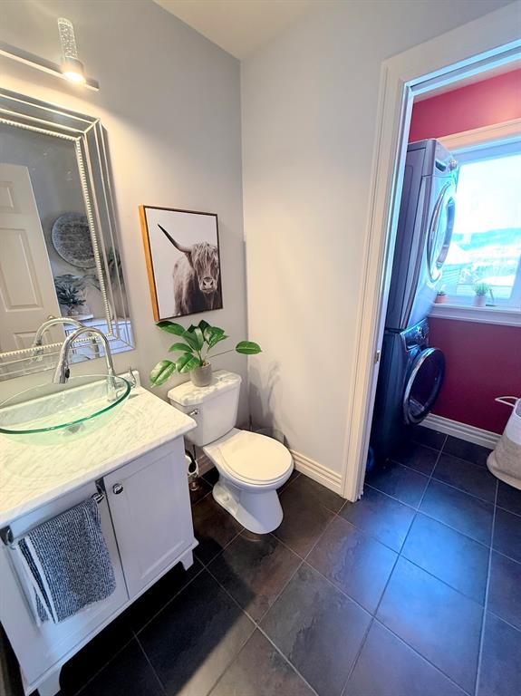 30 CLEARWATER DRIVE, CLARENVILLE, Newfoundland, Canada A5A 4P6, ,2 BathroomsBathrooms,Residential,Sale Pending,CLEARWATER DRIVE,6105