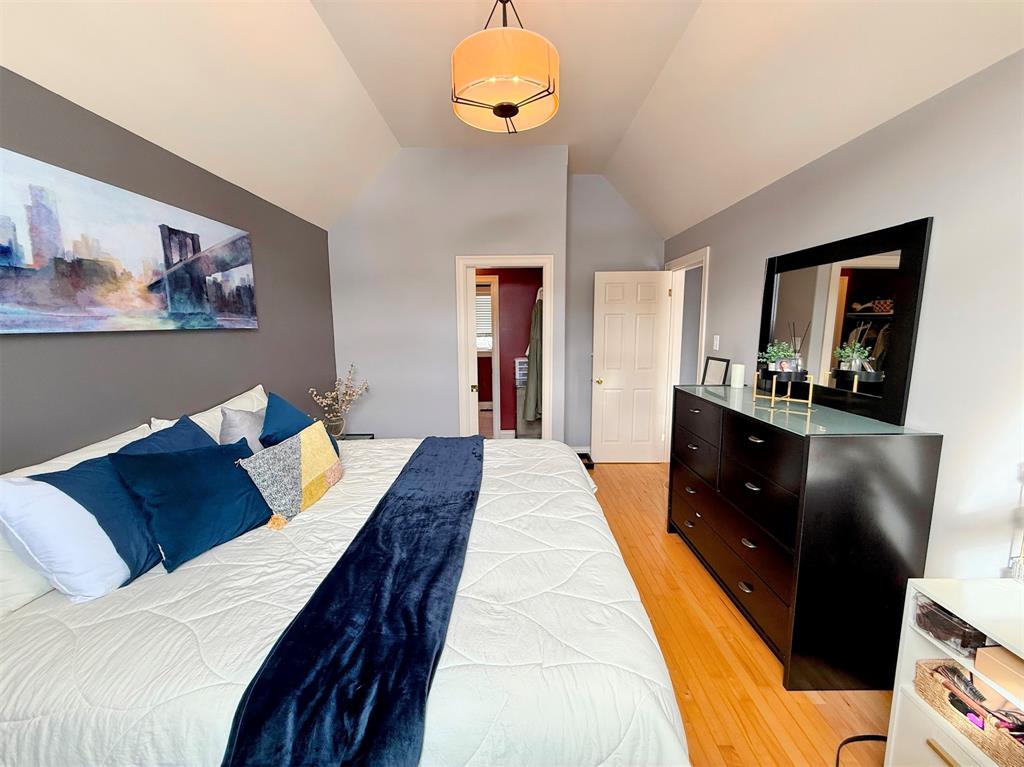 30 CLEARWATER DRIVE, CLARENVILLE, Newfoundland, Canada A5A 4P6, ,2 BathroomsBathrooms,Residential,Sale Pending,CLEARWATER DRIVE,6105