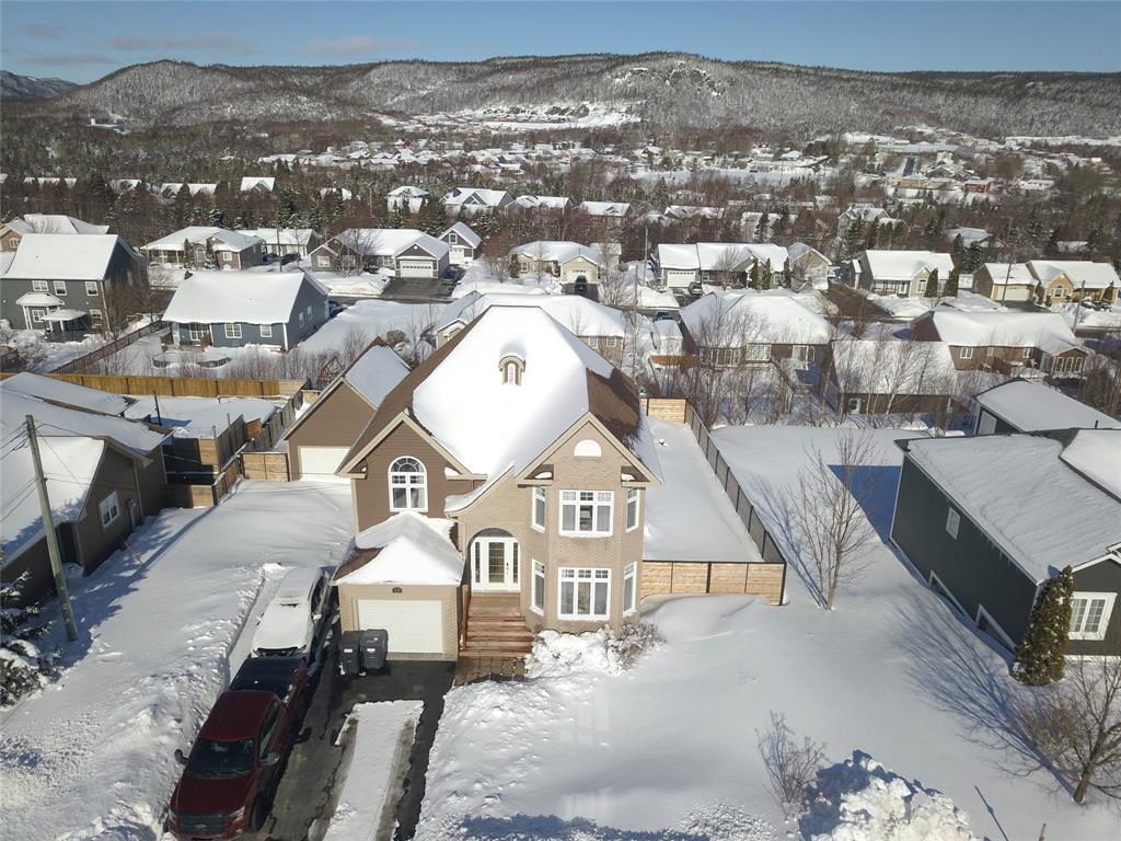 30 CLEARWATER DRIVE, CLARENVILLE, Newfoundland, Canada A5A 4P6, ,2 BathroomsBathrooms,Residential,Sale Pending,CLEARWATER DRIVE,6105