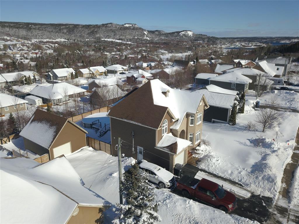 30 CLEARWATER DRIVE, CLARENVILLE, Newfoundland, Canada A5A 4P6, ,2 BathroomsBathrooms,Residential,Sale Pending,CLEARWATER DRIVE,6105