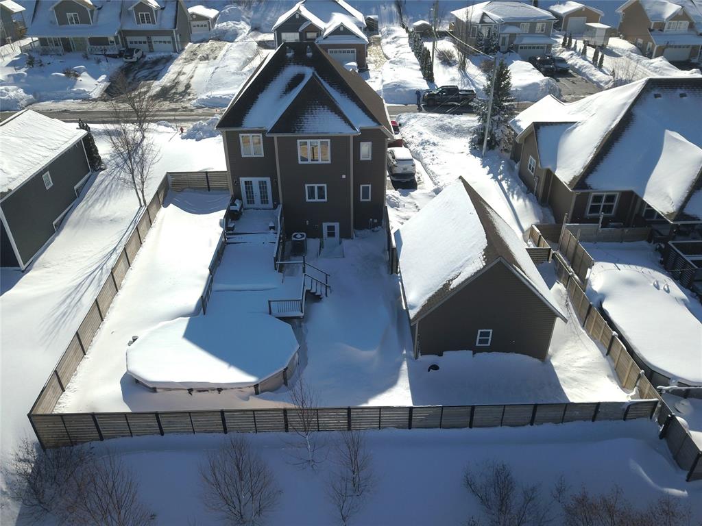 30 CLEARWATER DRIVE, CLARENVILLE, Newfoundland, Canada A5A 4P6, ,2 BathroomsBathrooms,Residential,Sale Pending,CLEARWATER DRIVE,6105