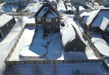 30 CLEARWATER DRIVE, CLARENVILLE, Newfoundland, Canada A5A 4P6, ,2 BathroomsBathrooms,Residential,Sale Pending,CLEARWATER DRIVE,6105