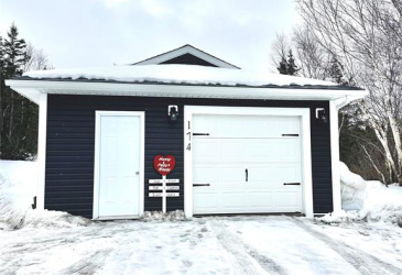 174 OCEANVIEW CRESCENT, BROOKLYN, Newfoundland, Canada A0C 1V0, ,1 BathroomBathrooms,Residential,For Sale,OCEANVIEW CRESCENT,6106