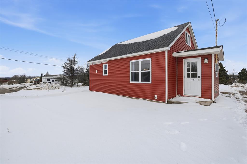 62-64 GREENWOOD STREET, MARYSTOWN, Newfoundland, Canada A0E 2M0, ,1 BathroomBathrooms,Residential,For Sale,GREENWOOD STREET,6107