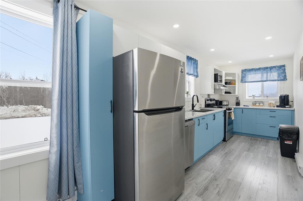 62-64 GREENWOOD STREET, MARYSTOWN, Newfoundland, Canada A0E 2M0, ,1 BathroomBathrooms,Residential,For Sale,GREENWOOD STREET,6107